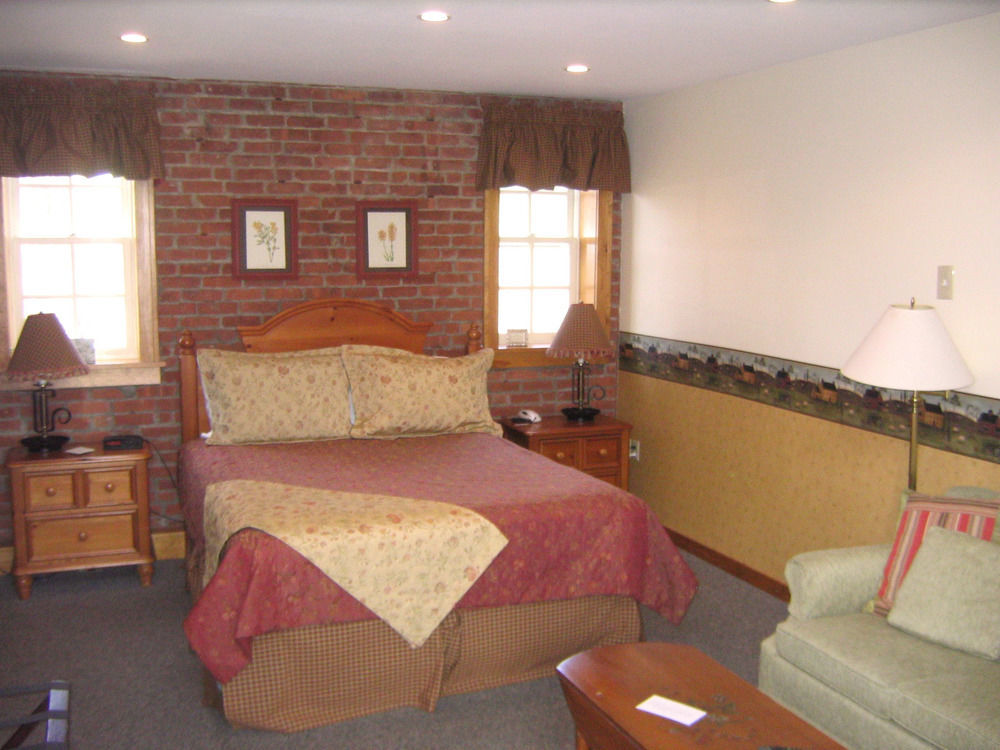 Four Chimneys Inn Бенингтън Екстериор снимка