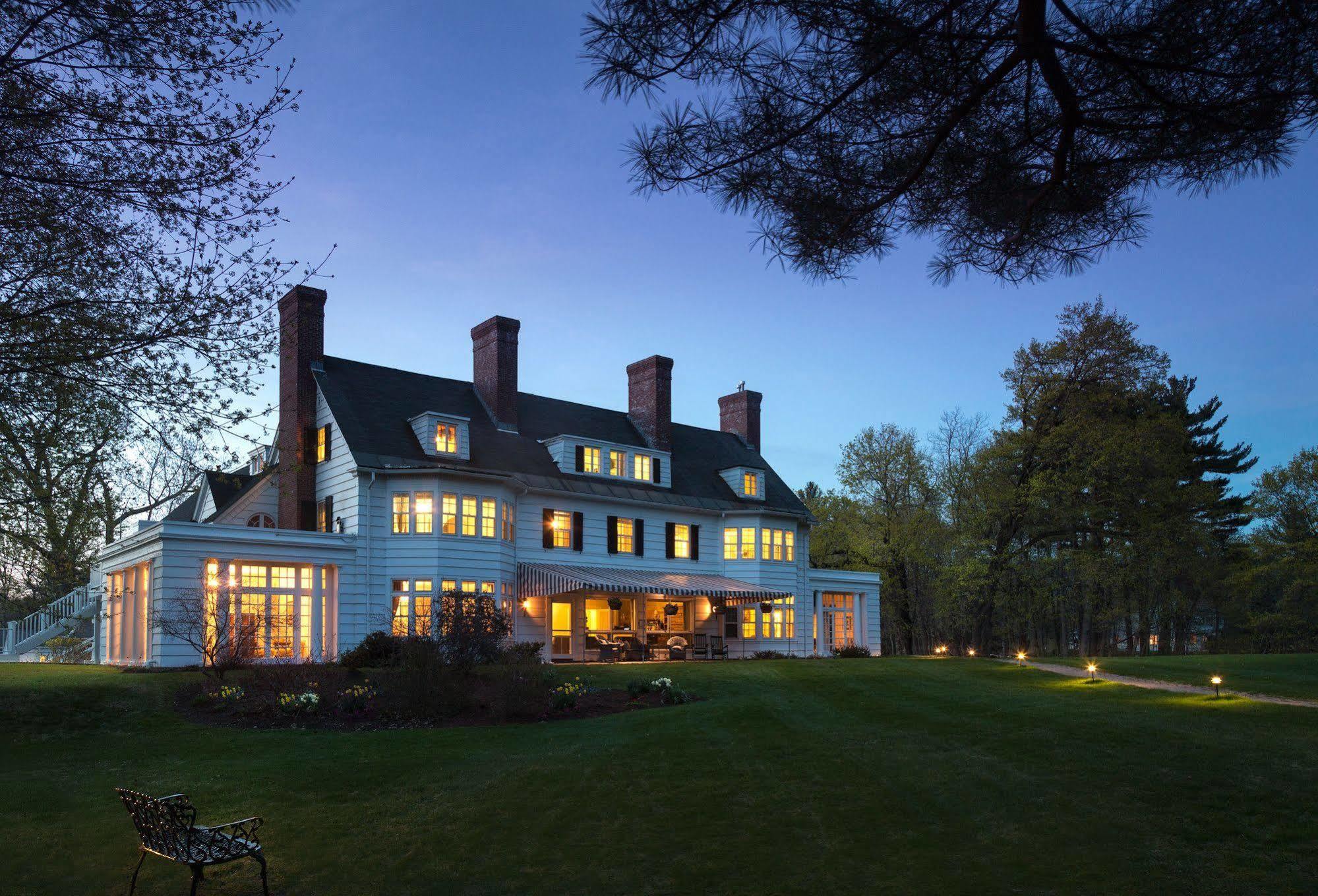 Four Chimneys Inn Бенингтън Екстериор снимка